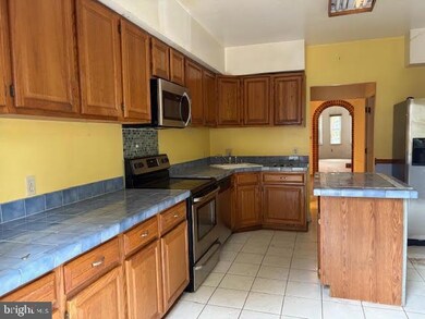 817 4th St NE, Washington, DC 20002 - photo 5