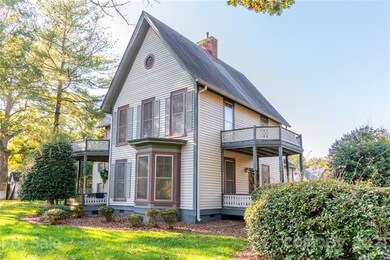 203 Ramsey Ct, Statesville, NC 28677 - photo 3