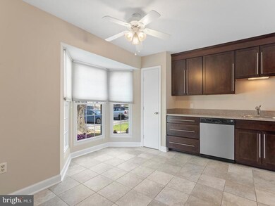 3519 Easton Dr, Bowie, MD 20716 - photo 4