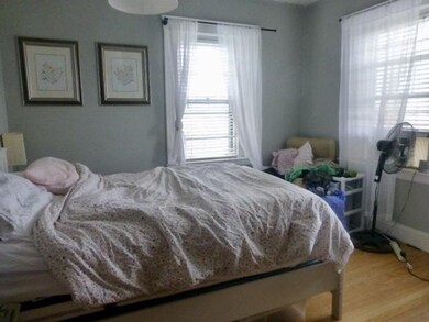 174 Winthrop Rd unit 5, Brookline, MA 02445 - photo 2