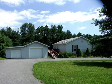 106 W Grace Ave, Cresco, PA 18326 - photo 5