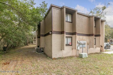 5010 Westchase Ct, Jacksonville, FL 32210 - photo 3