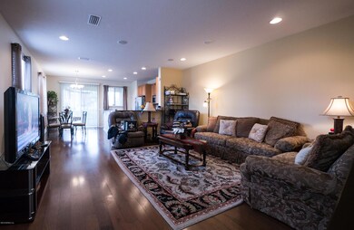 2305 Red Moon Dr, Jacksonville, FL 32216 - photo 5