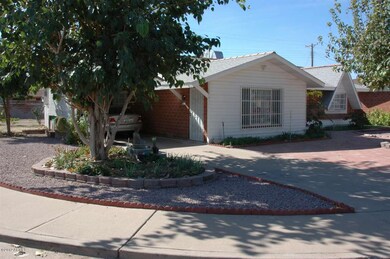 The Pavers and Gravel Front Yard
