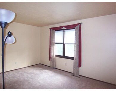 52200 Pickwick Ln, South Bend, IN 46637 - photo 7