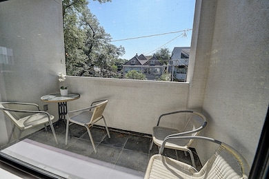 1724 Woodhead St, Houston, TX 77019 - photo 6