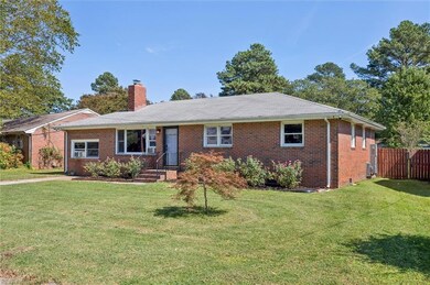 1241 N River Dr, Chesapeake, VA 23323 - photo 2