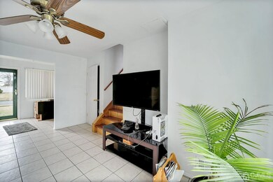 3 Sczkurka Place, Carteret, NJ 07008 - photo 4