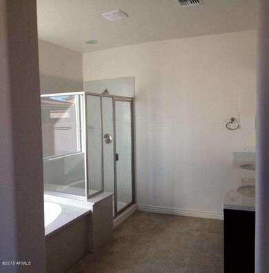 Owner Bath 4055 E Watagua Dr