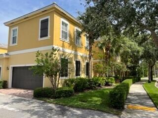 102 Tallow Trail, Jupiter, FL 33458 - photo 3