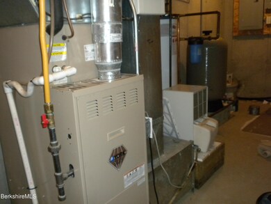 163 Red Barn Rd, Dalton, MA 01226 - photo 2