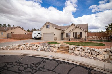 2585E (5 of 27)