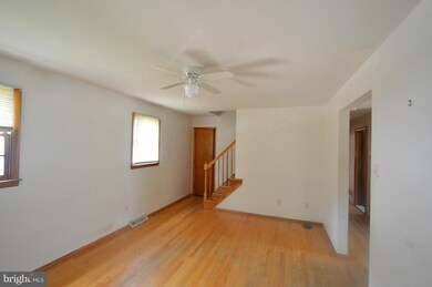 18 Bradbury Rd, Owings Mills, MD 21117 - photo 4