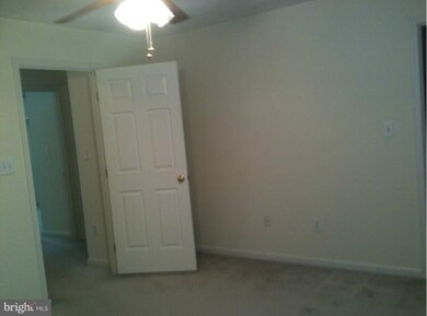 932 Chestnut Wood Ct, Chestnut Hill Cove, MD 21226 - photo 3