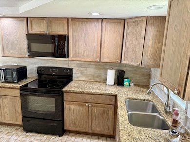 3012 Java Plum Ave, Sarasota, FL 34232 - photo 6