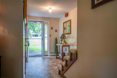 79 Pendleton Ln, Londonderry, NH 03053 - photo 4