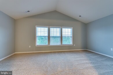 49 Litchfield Ln E, Martinsburg, WV 25405 - photo 6