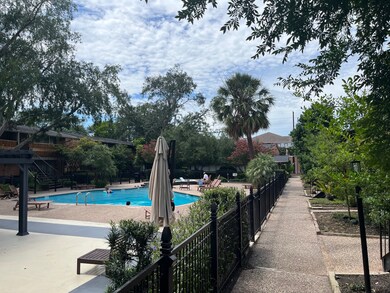 3944 W Alabama St unit 6, Houston, TX 77027 - photo 2