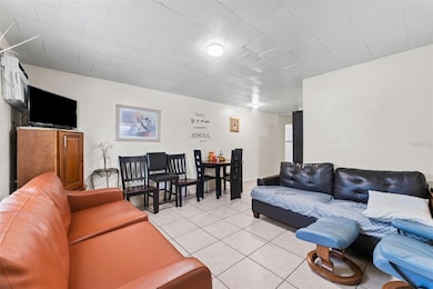 10009 N 10th St, Tampa, FL 33612 - photo 4