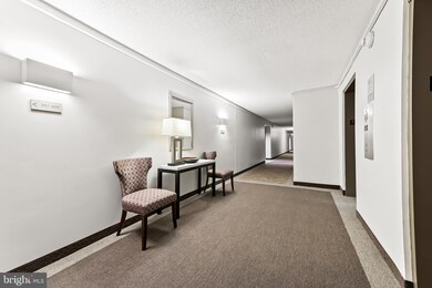 Winthrop House Condominium unit 206, Baltimore, MD 21218 - photo 4