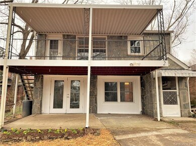 2 level covered porch!