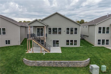 1132 SW Whitby Dr, Lee's Summit, MO 64083 - photo 2