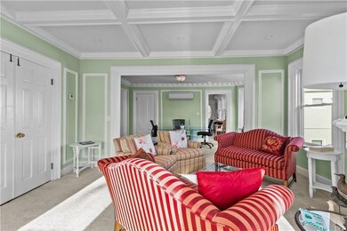 98 Kay St unit 2, Newport, RI 02840 - photo 2