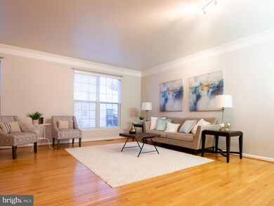 12986 Park Crescent Cir, Herndon, VA 20171 - photo 7