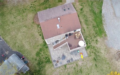 31 Clarke Rd, Coventry, RI 02816 - photo 5