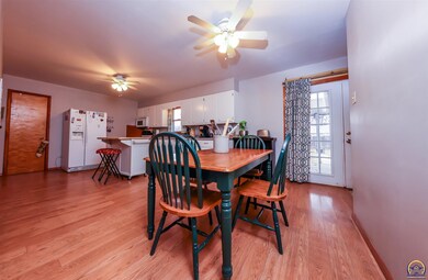 304 E James St, Mayetta, KS 66509 - photo 6