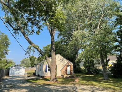 1124 S Henry St, Farmington, MO 63640 - photo 2