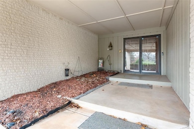 404 Timber Ridge Rd, Edmond, OK 73034 - photo 6