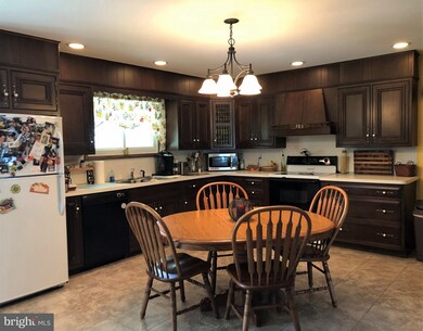 61 W Sunset Pine Dr, Bridgeton, NJ 08302 - photo 5