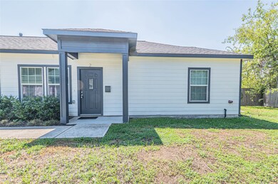 8115 Autumn Ln unit 2, Houston, TX 77016 - photo 2