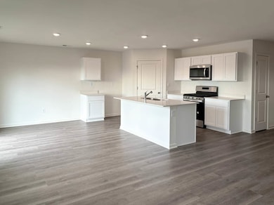 2269 Redwood Trail, Wonder Lake, IL 60097 - photo 4