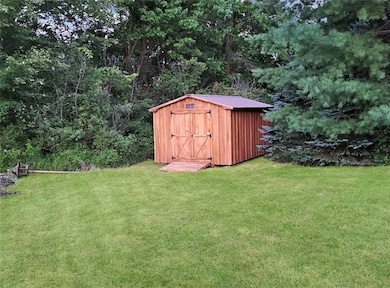 1305 Mercer Ave, Hermitage, PA 16148 - photo 6