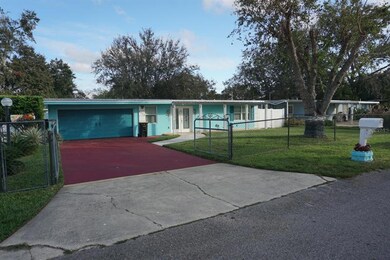 2750 Woodlawn Dr, Winter Haven, FL 33881 - photo 3