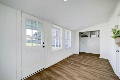 1917 Avenue N, Rosenberg, TX 77471 - photo 2