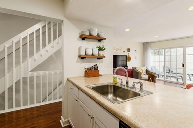 004_2ebe169b_g hyacinth ln-17