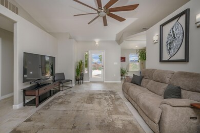 Living Rm