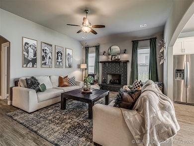 1415 E Jasper Place, Broken Arrow, OK 74011 - photo 7