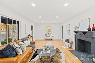 1012 Wood St, Statesville, NC 28677 - photo 7