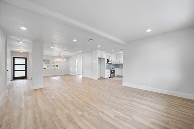 4949 Eppes St, Houston, TX 77021 - photo 6