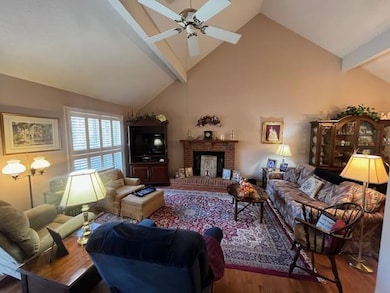 409 Colonial Dr, Greenwood, SC 29649 - photo 2