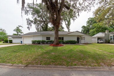 2415 Kellow Cir, Jacksonville, FL 32216 - photo 3