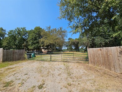 31370 S 177 West Ave, Beggs, OK 74421 - photo 3