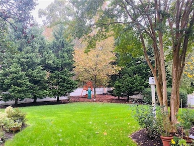 10925 Live Oak Ct, Midlothian, VA 23113 - photo 5