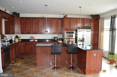 25575 Soft Mist Terrace, Aldie, VA 20105 - photo 4