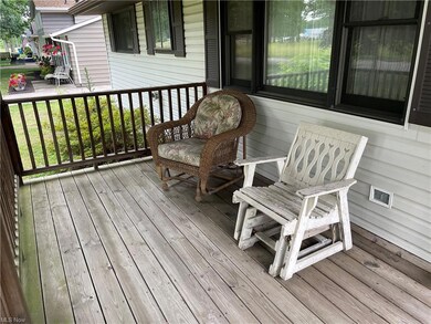 1877 E 39th Ct, Lorain, OH 44055 - photo 4