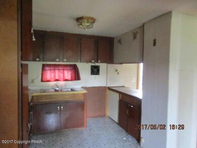 6749 Pa Route 873, Slatington, PA 18080 - photo 5